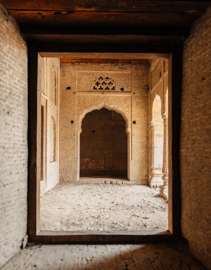 Explore the historic Mughal architecture of Sheikhupura Fort in Punjab, Pakistan.